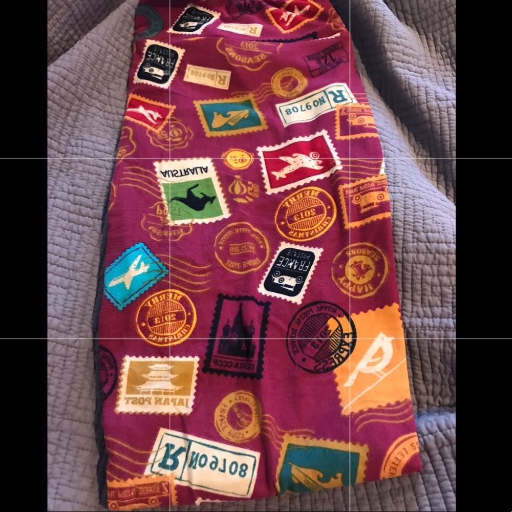 Lularoe passport leggings